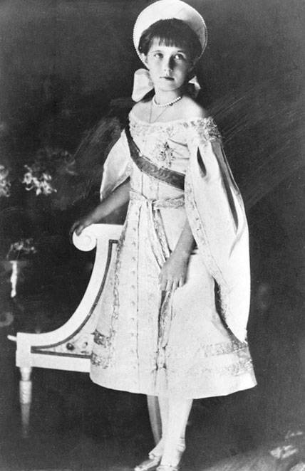 Иллюстрация к книге — Дневники княжон Романовых. Загубленные жизни [i_024.jpg]