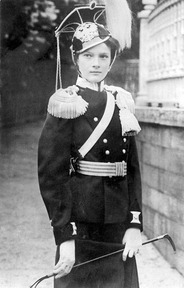 Иллюстрация к книге — Дневники княжон Романовых. Загубленные жизни [i_027.jpg]