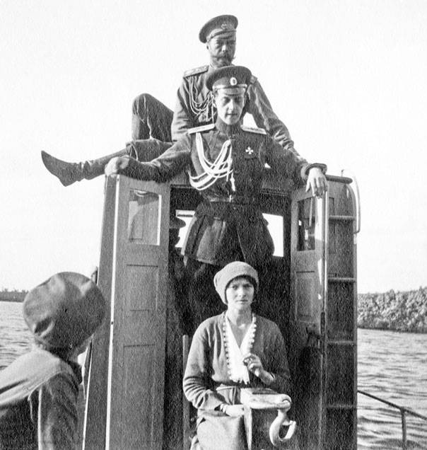 Иллюстрация к книге — Дневники княжон Романовых. Загубленные жизни [i_051.jpg]