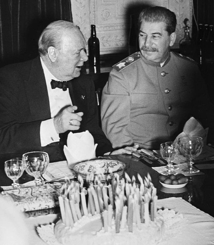 Иллюстрация к книге — Фактор Черчилля. Как один человек изменил историю [i_054.jpg]