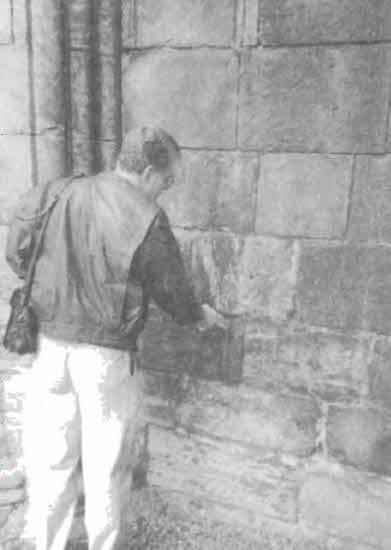 Иллюстрация к книге — Машина Уриила [i_088.jpg]