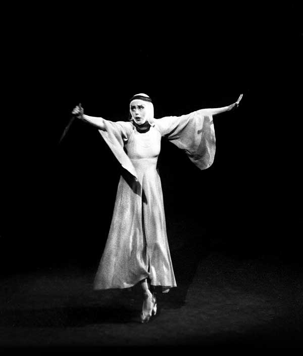 Иллюстрация к книге — Мой балет [i_031.jpg]