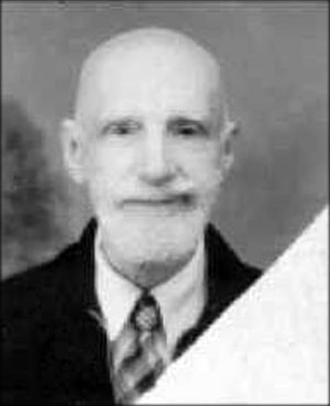 Иллюстрация к книге — Тени, которые проходят [i_022.jpg]