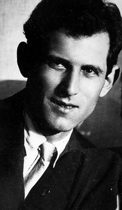 Иллюстрация к книге — Жизнь в балете. Семейные хроники Плисецких и Мессереров [i_007.jpg]