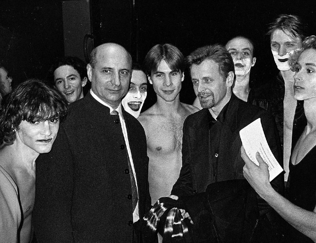 Иллюстрация к книге — Жизнь в балете. Семейные хроники Плисецких и Мессереров [i_083.jpg]