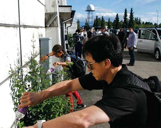 Иллюстрация к книге — Джеки Чан. Я счастливый [pic_17.jpg]