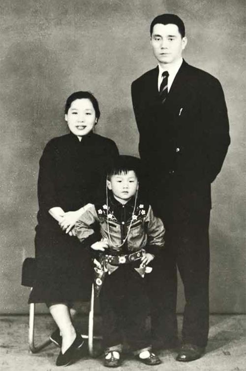 Иллюстрация к книге — Джеки Чан. Я счастливый [pic_54.jpg]