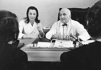 Иллюстрация к книге — Мастера секса. Жизнь и эпоха Уильяма Мастерса и Вирджинии Джонсон – пары, которая учила Америку любить [i_015.jpg]