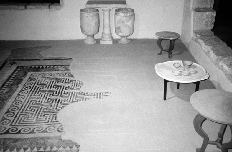 Иллюстрация к книге — Иисус против священников. Как возникла церковь и кем были первые христиане [i_015.jpg]