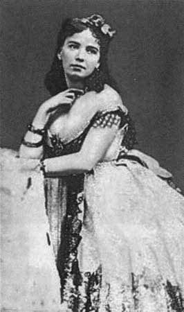 Иллюстрация к книге — Повседневная жизнь публичных домов во времена Мопассана и Золя [i_024.jpg]