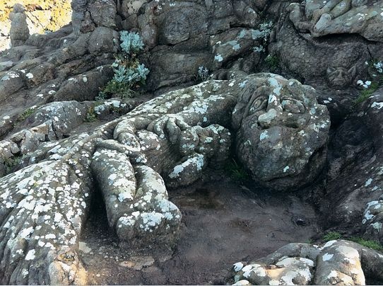 Иллюстрация к книге — Самая таинственная тайна и другие сюжеты [i_108.jpg]