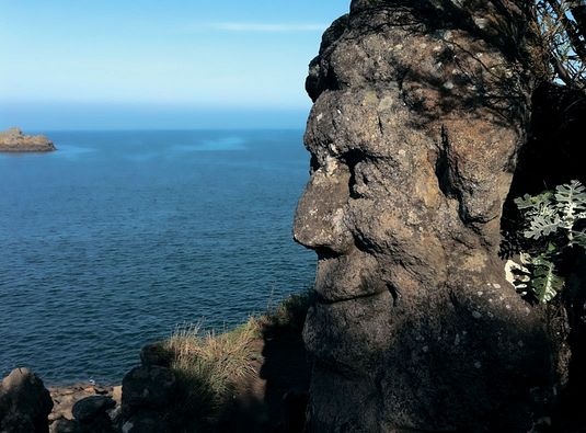 Иллюстрация к книге — Самая таинственная тайна и другие сюжеты [i_110.jpg]