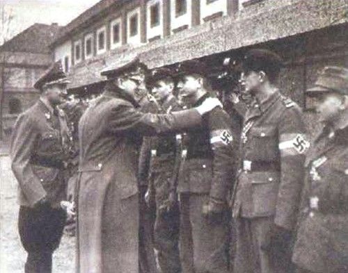 Иллюстрация к книге — Любовь к истории [i_087.jpg]