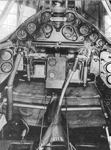 Иллюстрация к книге — Brewster Buffalo [pic_52.jpg]