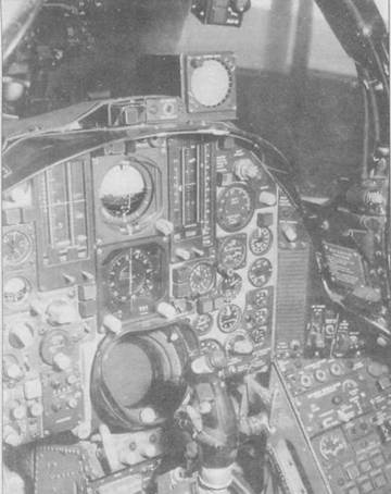 Иллюстрация к книге — F-105 Thunderchie [pic_121.jpg]
