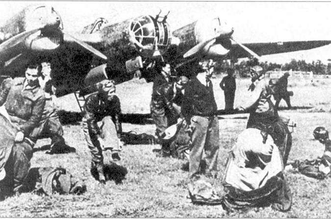 Иллюстрация к книге — СБ гордость советской авиации Часть 2 [pic_28.jpg]