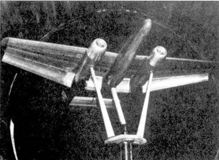 Иллюстрация к книге — Nortrop P-61 BLack Widow. Тяжелый ночной истребитель США [pic_17.jpg]