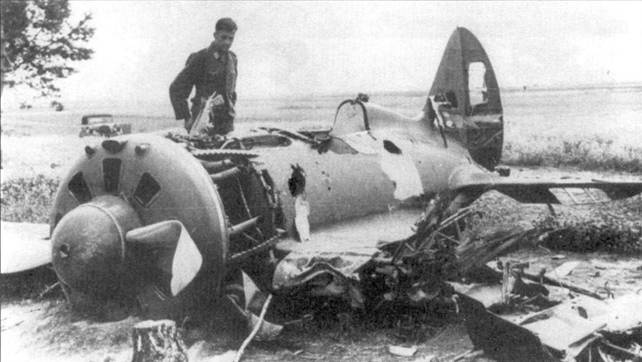 Иллюстрация к книге — И-16 Боевой «ишак» сталинских соколов. Часть 3 [pic_139.jpg]