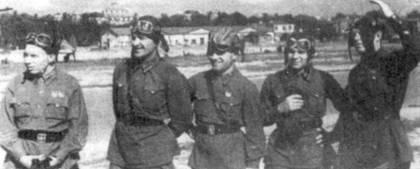 Иллюстрация к книге — И-16 боевой «Ишак» сталинских соколов Часть 2 [pic_67.jpg]