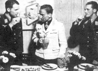 Иллюстрация к книге — Асы люфтваффе. Пилоты Fw 190 на Восточном фронте [pic_109.jpg]