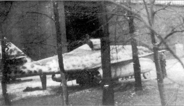 Иллюстрация к книге — Me 262 последняя надежда люфтваффе Часть 2 [pic_4.jpg]