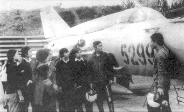 Иллюстрация к книге — Боевое применение МиГ-21 во Вьетнаме [pic_114.jpg]