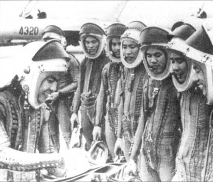 Иллюстрация к книге — Боевое применение МиГ-21 во Вьетнаме [pic_4.jpg]