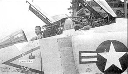 Иллюстрация к книге — Боевое применение МиГ-21 во Вьетнаме [pic_44.jpg]