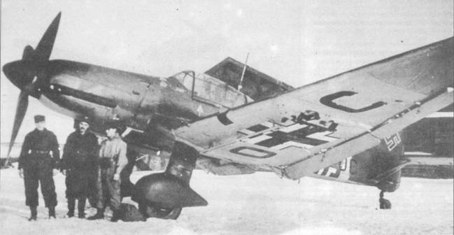 Иллюстрация к книге — Ju 87 «Stuka» Часть 2 [pic_70.jpg]