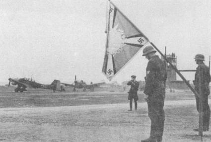 Иллюстрация к книге — Ju 87 «Stuka» часть 1 [pic_101.jpg]