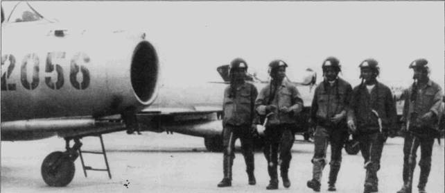 Иллюстрация к книге — Боевое применение МиГ-17 и МиГ-19 во Вьетнаме [pic_89.jpg]