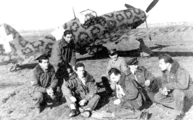 Иллюстрация к книге — Итальянские асы 1940-45 г. [pic_128.jpg]