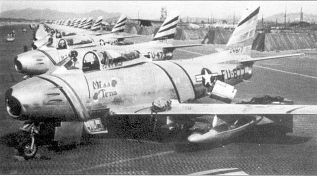 Иллюстрация к книге — Асы корейской войны 1950-1953 [pic_1.jpg]