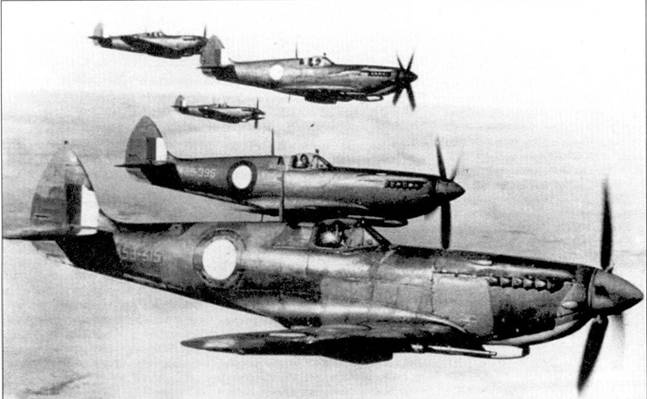 Иллюстрация к книге — Британские асы пилоты «Спитфайров» Часть 2 [pic_1.jpg]