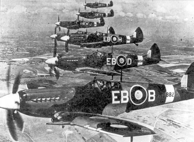 Иллюстрация к книге — Британские асы пилоты «Спитфайров» Часть 2 [pic_82.jpg]