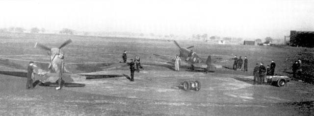 Иллюстрация к книге — Британские асы пилоты «Спитфайров» Часть 1 [pic_11.jpg]