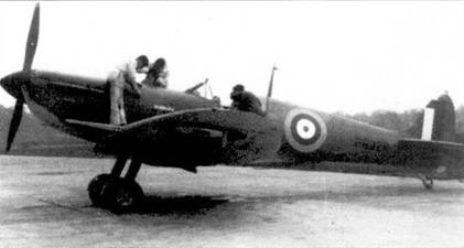 Иллюстрация к книге — Британские асы пилоты «Спитфайров» Часть 1 [pic_92.jpg]