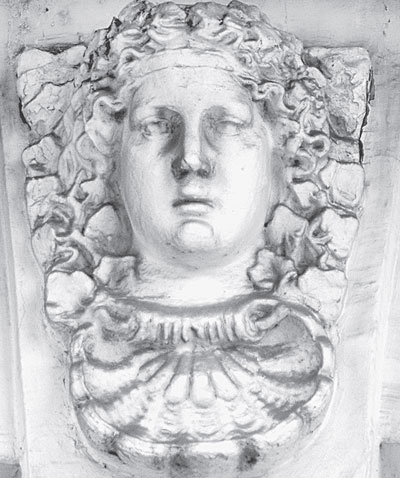 Иллюстрация к книге — Повести каменных горожан. Очерки о декоративной скульптуре Санкт-Петербурга [i_035.jpg]