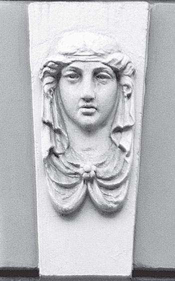 Иллюстрация к книге — Повести каменных горожан. Очерки о декоративной скульптуре Санкт-Петербурга [i_102.jpg]