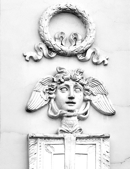 Иллюстрация к книге — Повести каменных горожан. Очерки о декоративной скульптуре Санкт-Петербурга [i_105.jpg]