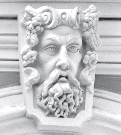 Иллюстрация к книге — Повести каменных горожан. Очерки о декоративной скульптуре Санкт-Петербурга [i_122.jpg]