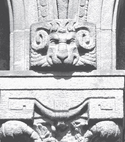 Иллюстрация к книге — Повести каменных горожан. Очерки о декоративной скульптуре Санкт-Петербурга [i_159.jpg]