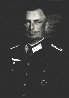 Иллюстрация к книге — Штурм Брестской крепости [i_053.jpg]