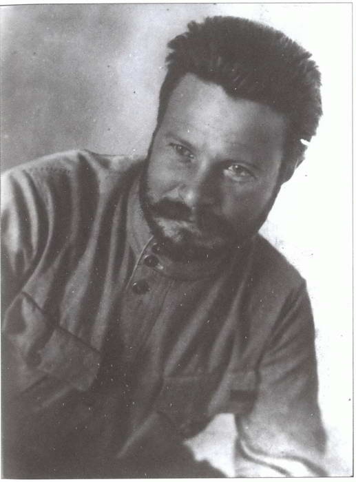 Иллюстрация к книге — Крестьянские восстания в России в 1918-1922 гг. От махновщины до антоновщины [i_042.jpg]