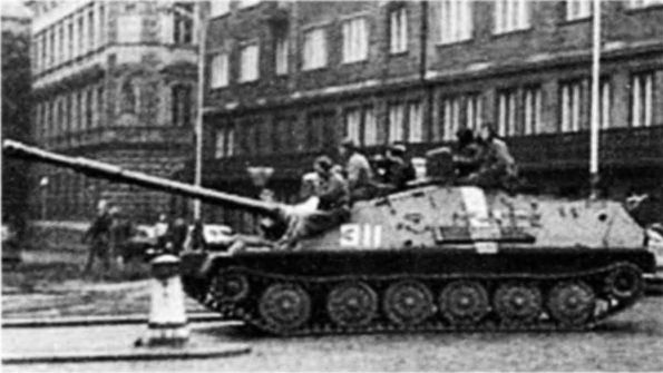 Иллюстрация к книге — Воздушно-десантные войска. История российского десанта [i_057.jpg]