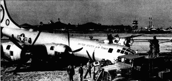 Иллюстрация к книге — B-29 Superfortress [pic_110.jpg]