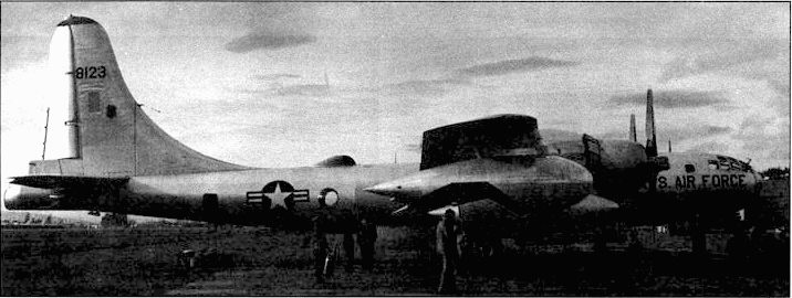 Иллюстрация к книге — B-29 Superfortress [pic_173.jpg]