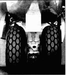 Иллюстрация к книге — B-29 Superfortress [pic_180.jpg]