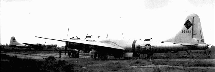 Иллюстрация к книге — B-29 Superfortress [pic_45.jpg]