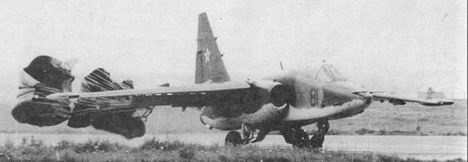 Иллюстрация к книге — Су-25 «Грач» [pic_14.jpg]